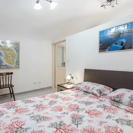 Apartment Vecchia *